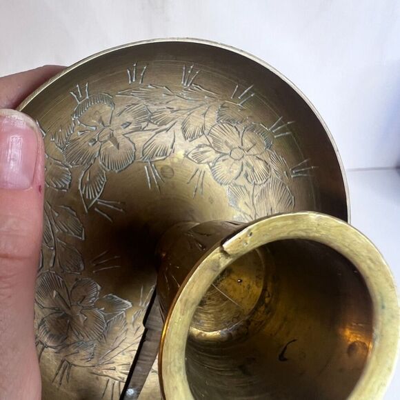 Pair Vintage Brass Candlestick Chamber Stick Finger Holder MCM Etched Floral - Picture 9 of 14